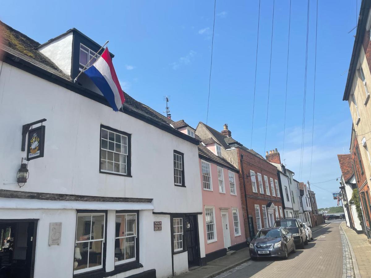 The Swan Inn Harwich Exterior photo